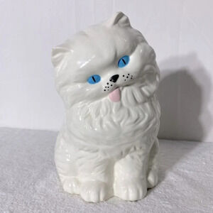 Vintage Ceramic  Blue Eyed Persian Cat Statue Kitty Meow